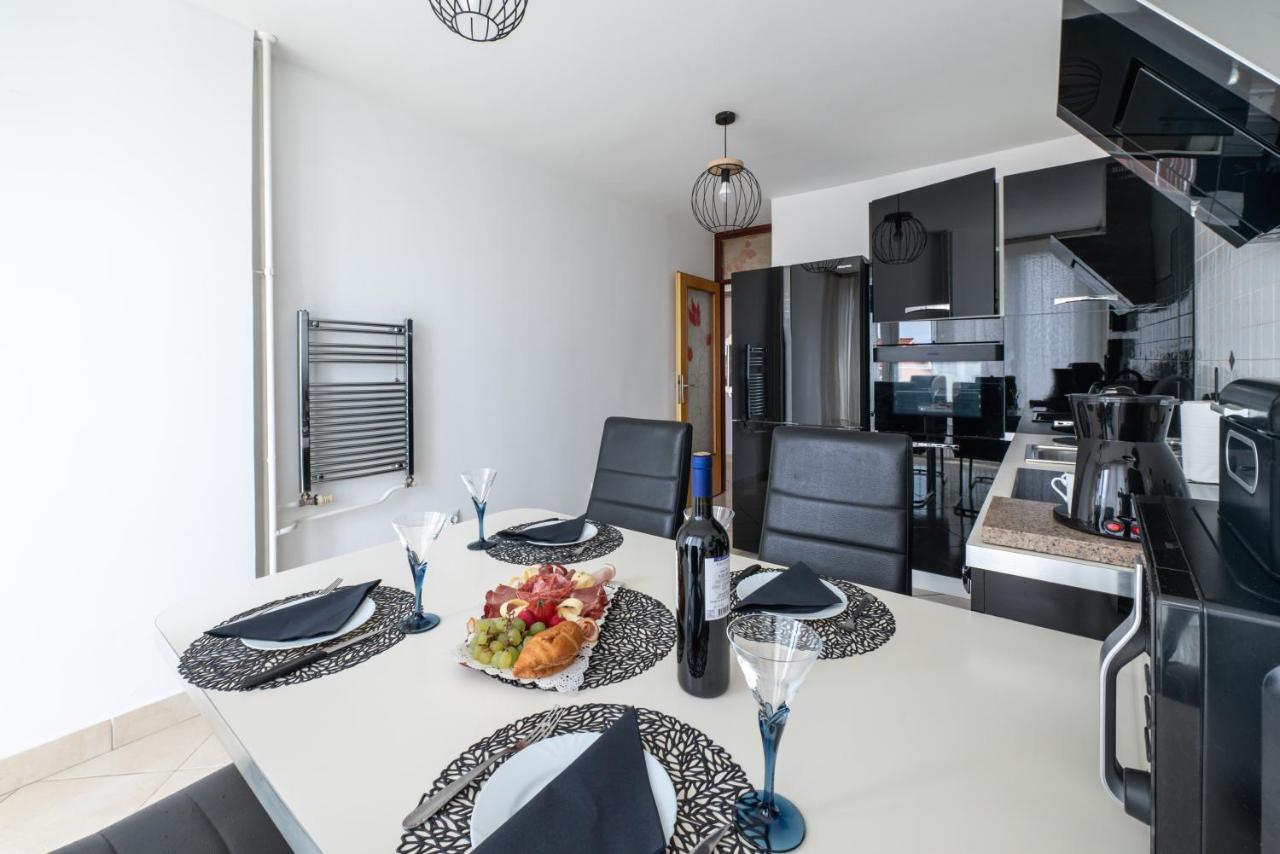 Appartement Be Happy à Rijeka Extérieur photo
